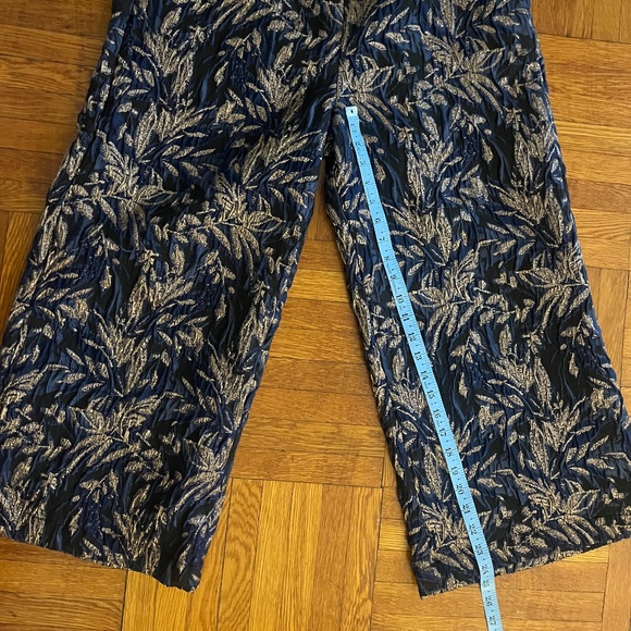 Let me Be Jackie Jacquard Cropped Pants - Picture 8 of 10